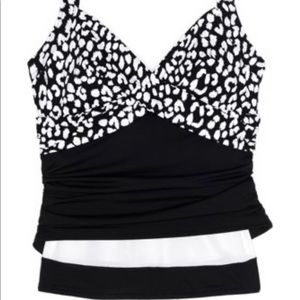 LANDSEND NWT 18W Plus tankini with tummy control